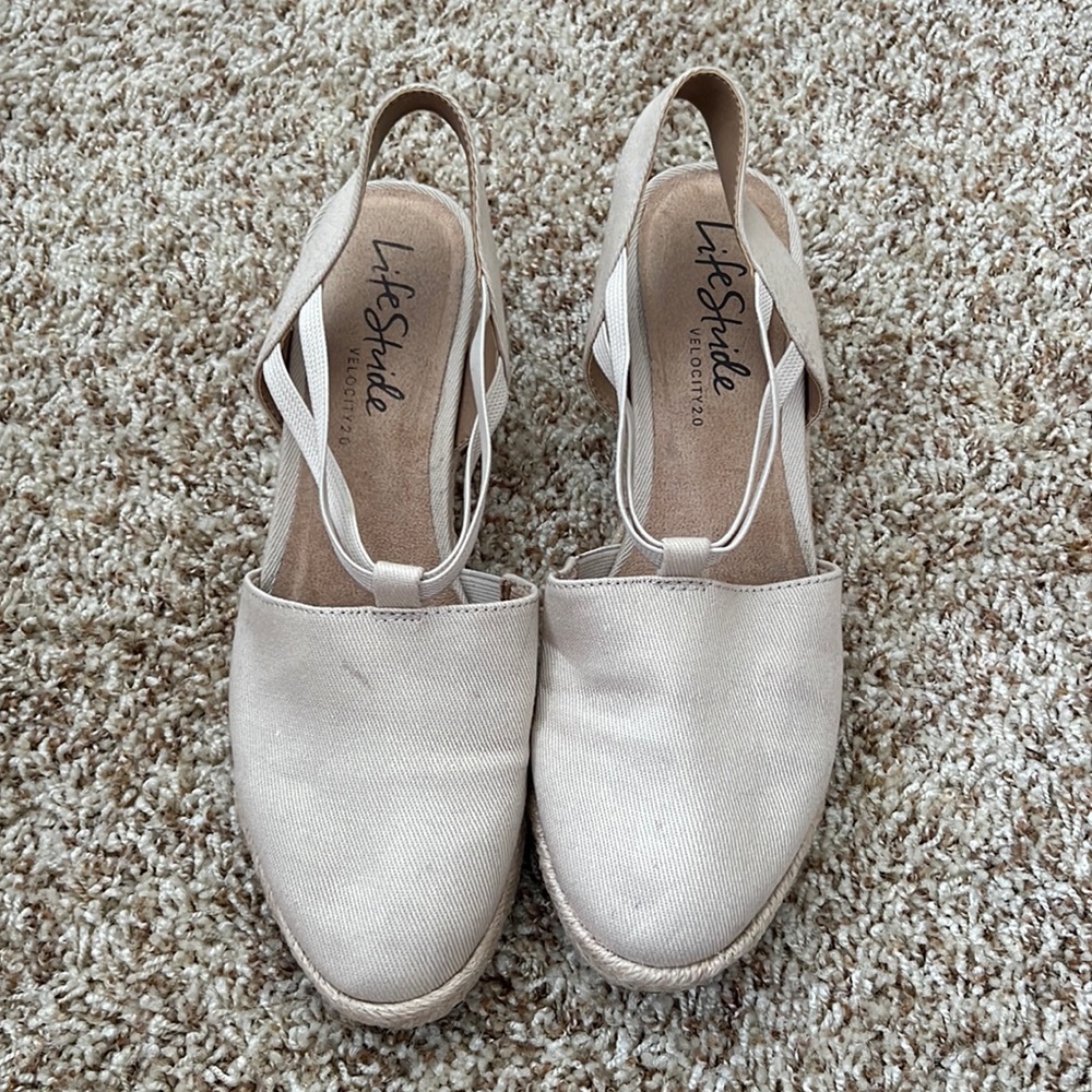 Women’s size 7.5 canvas espadrilles